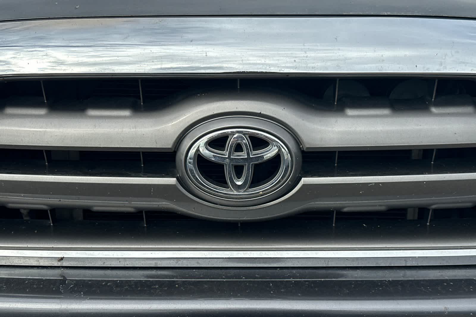 Thumbnail: 2009 Toyota Tacoma - 10