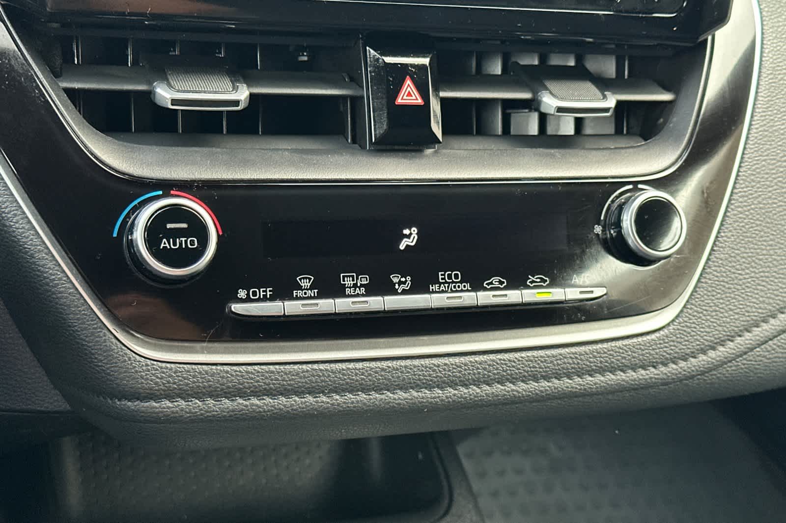 Thumbnail: 2022 Toyota Corolla - 21