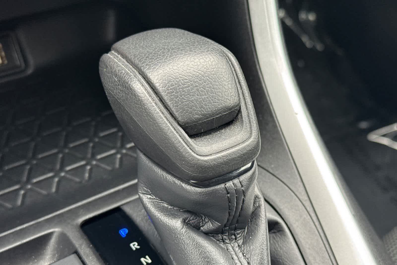 Thumbnail: 2024 Toyota RAV4 - 23