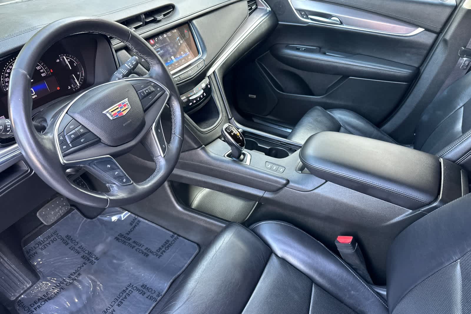 Thumbnail: 2017 Cadillac XT5 - 11