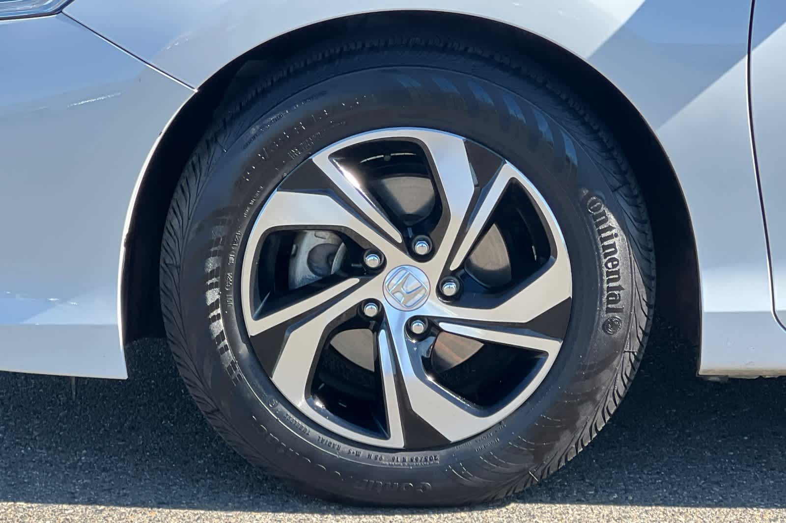 Thumbnail: 2017 Honda Accord - 28