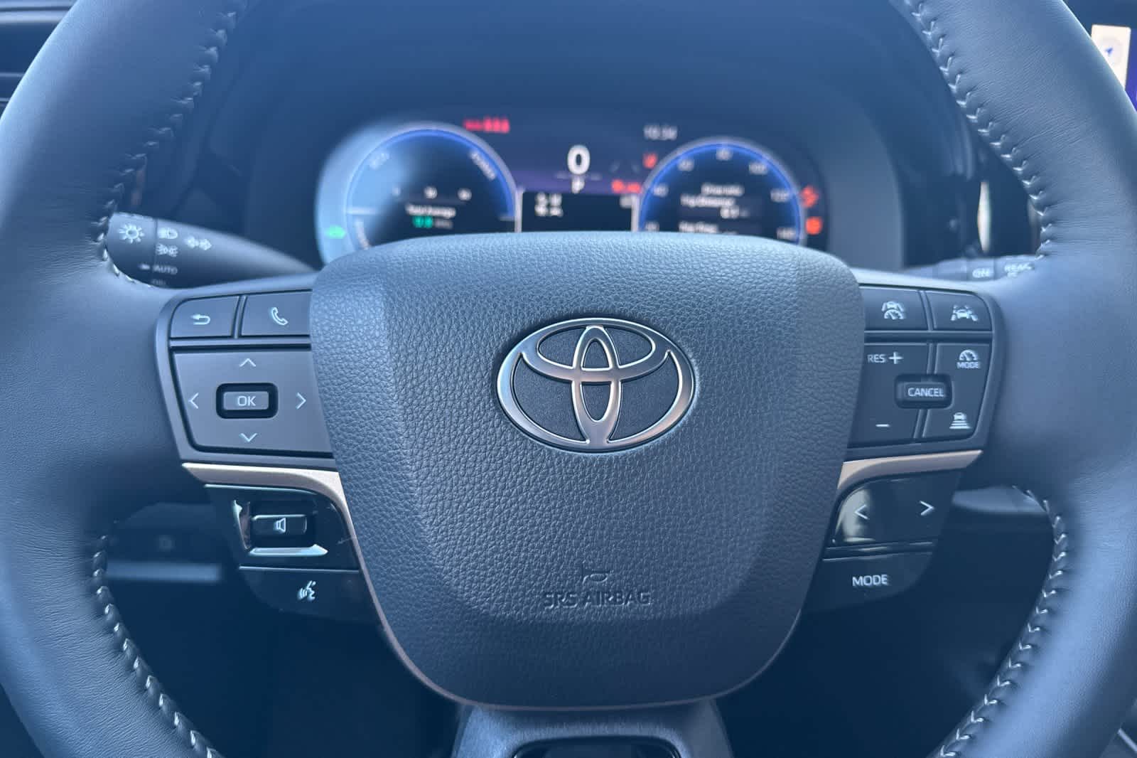 Thumbnail: 2025 Toyota Crown Signia - 25