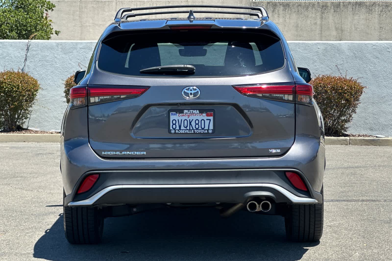 Thumbnail: 2021 Toyota Highlander - 8