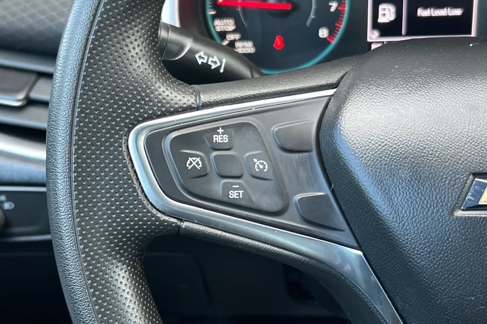 Thumbnail: 2021 Chevrolet Malibu - 24