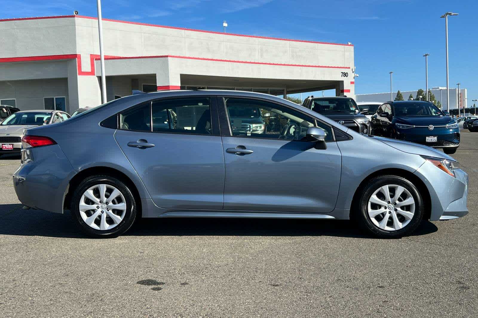 2022 Toyota Corolla LE 6