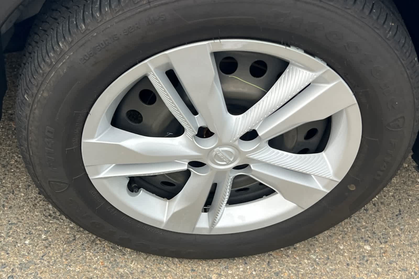 Thumbnail: 2024 Nissan Kicks - 11