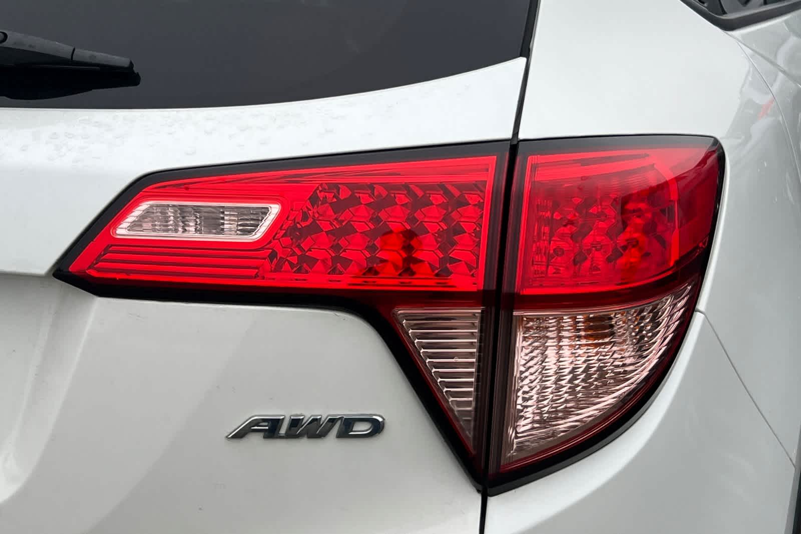 Thumbnail: 2016 Honda HR-V - 15