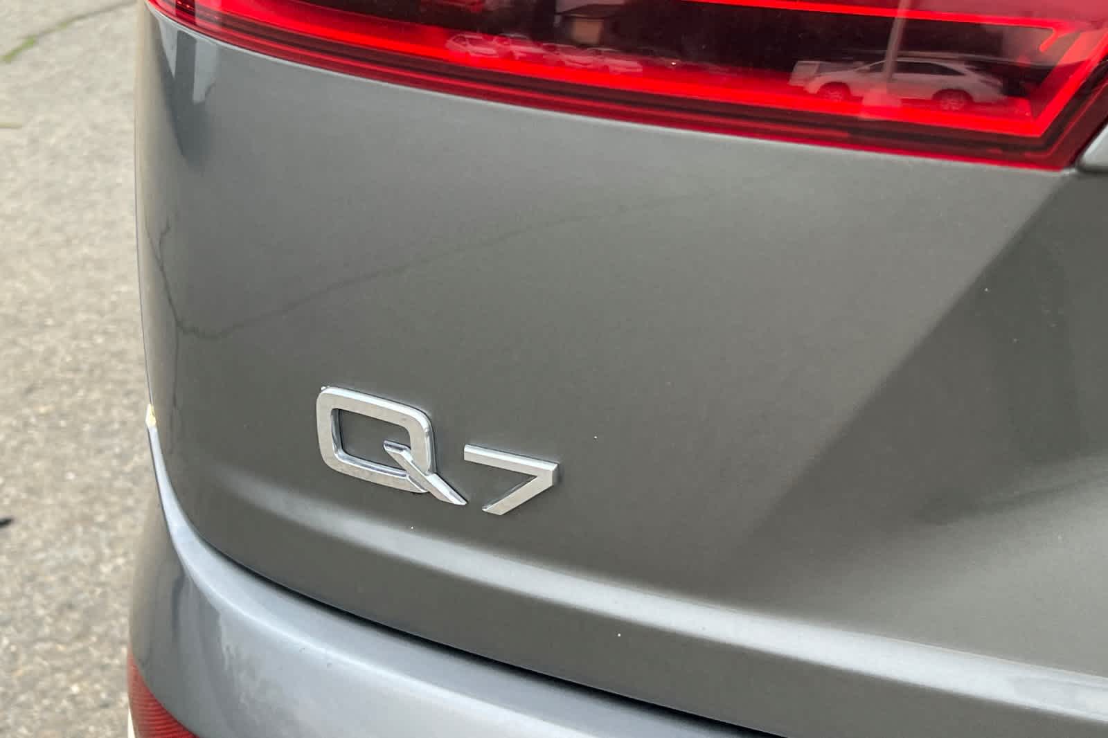 Thumbnail: 2017 Audi Q7 - 7