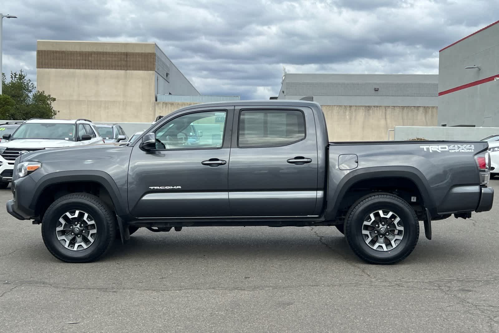 Thumbnail: 2022 Toyota Tacoma - 9