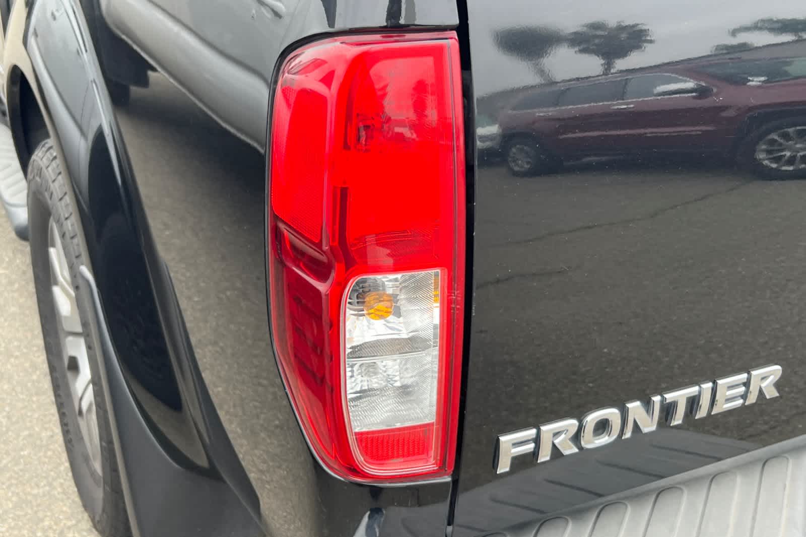 Thumbnail: 2011 Nissan Frontier - 15