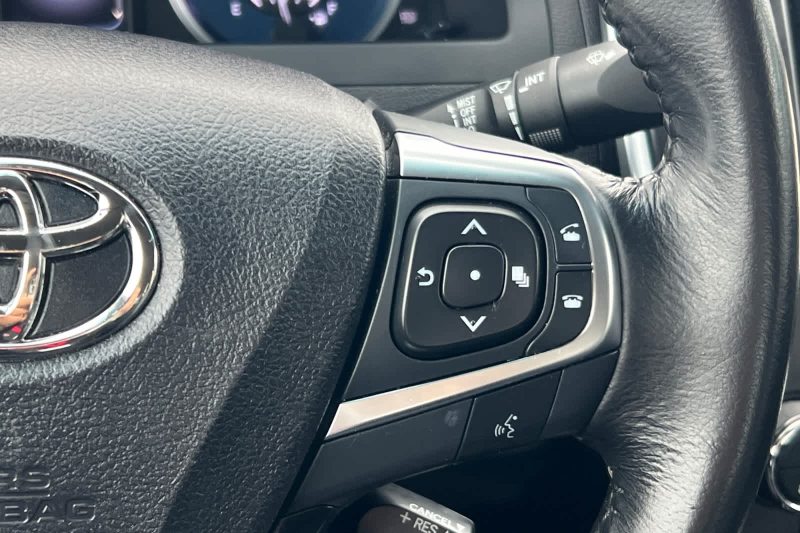 Thumbnail: 2016 Toyota Camry - 27