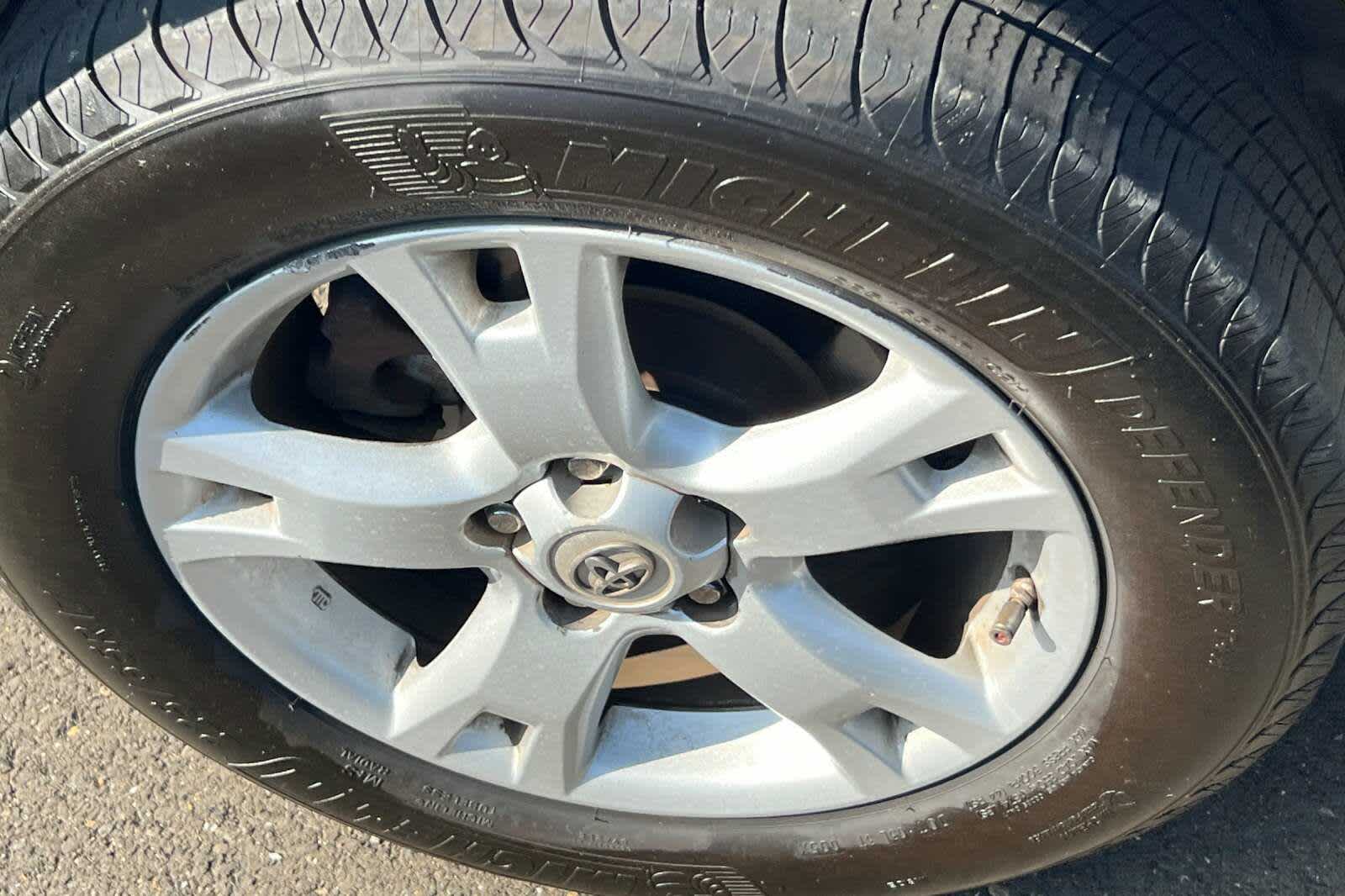 2012 Toyota RAV4 Base 22