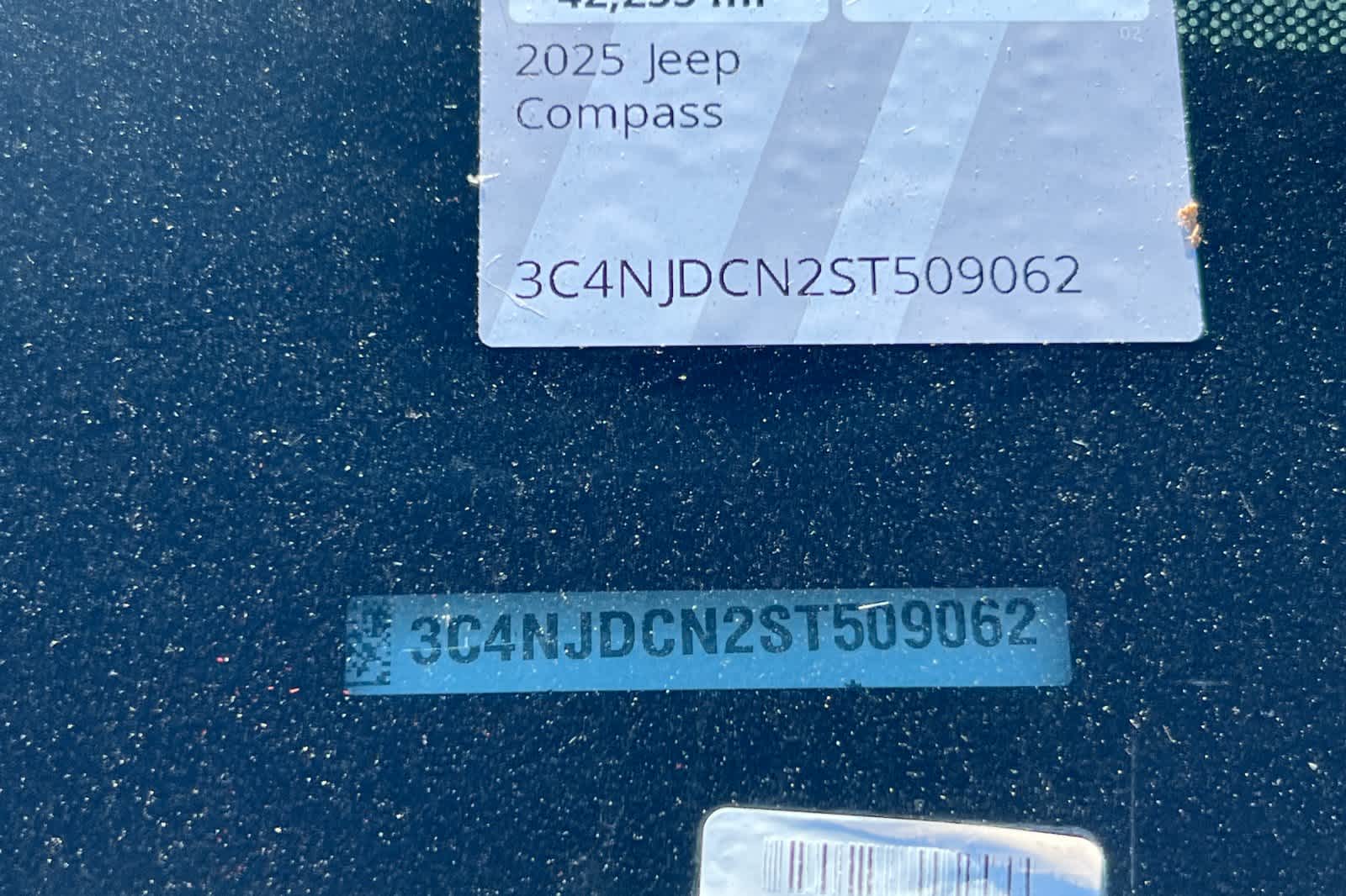 Thumbnail: 2025 Jeep Compass - 23