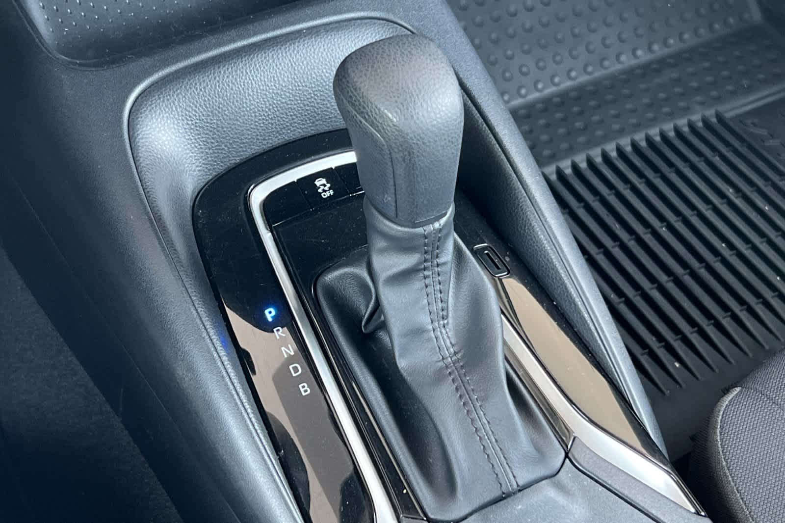 Thumbnail: 2023 Toyota Corolla - 21