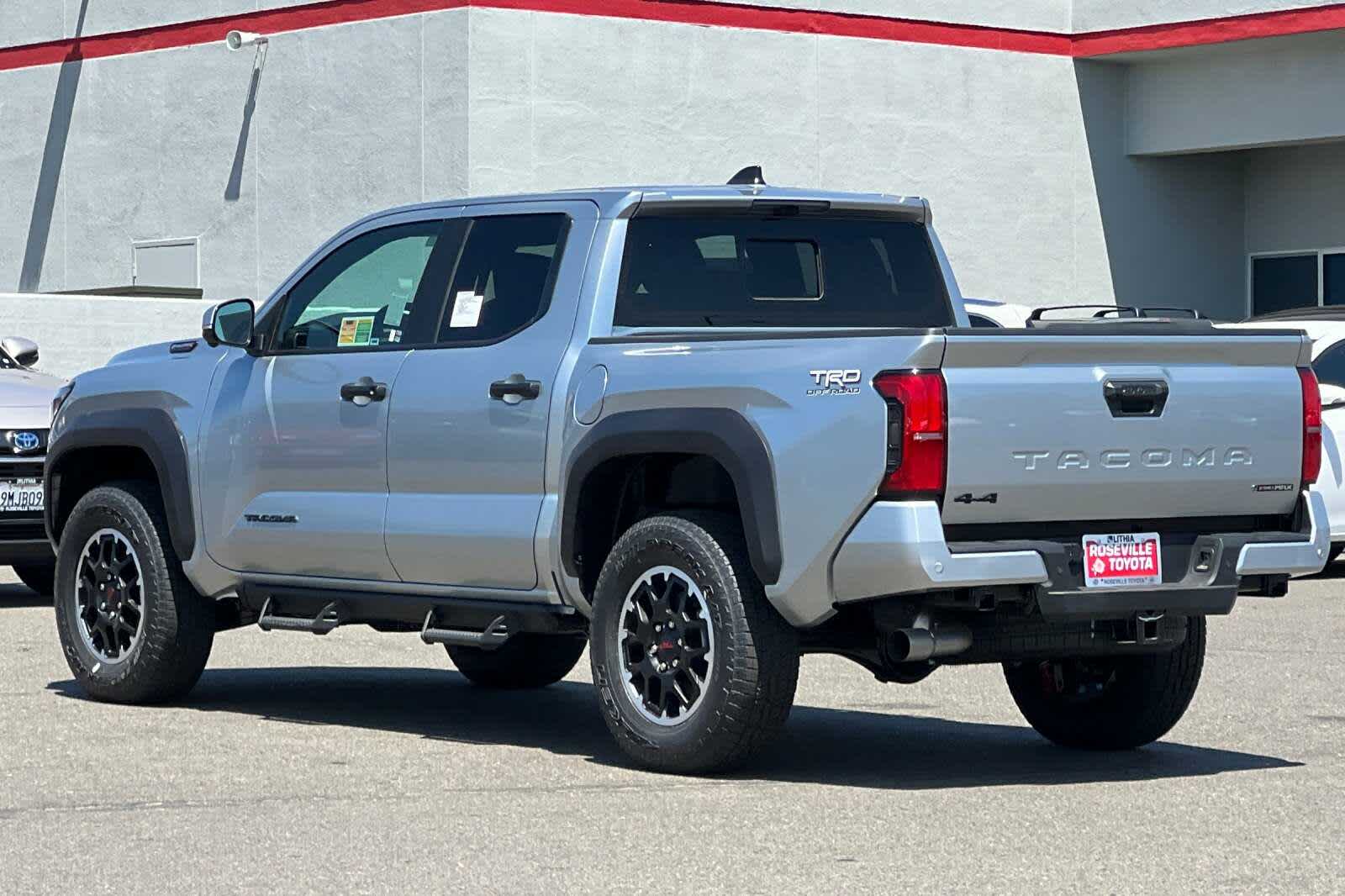 Thumbnail: 2025 Toyota Tacoma - 6