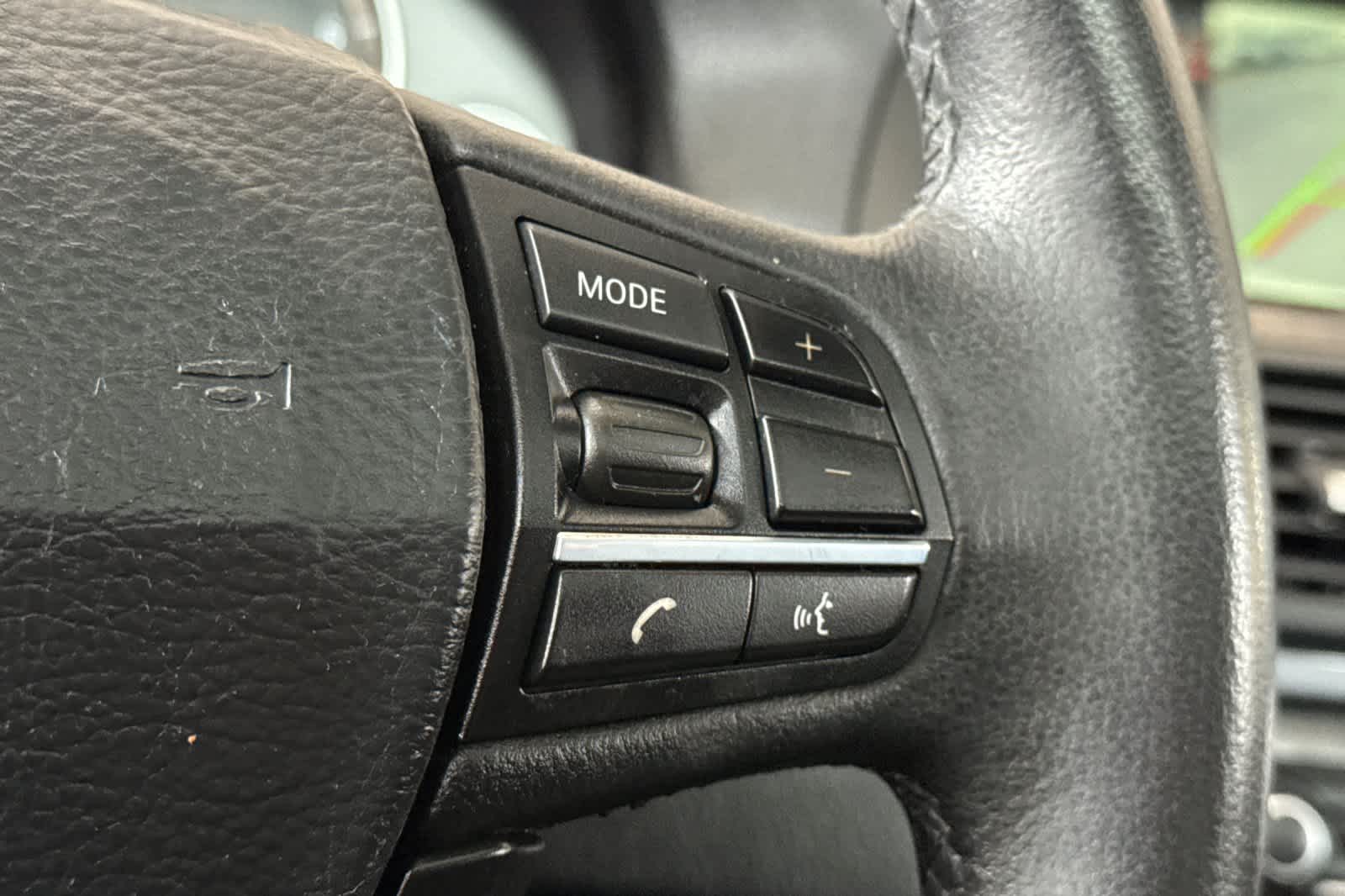 Thumbnail: 2013 BMW 5 Series - 27