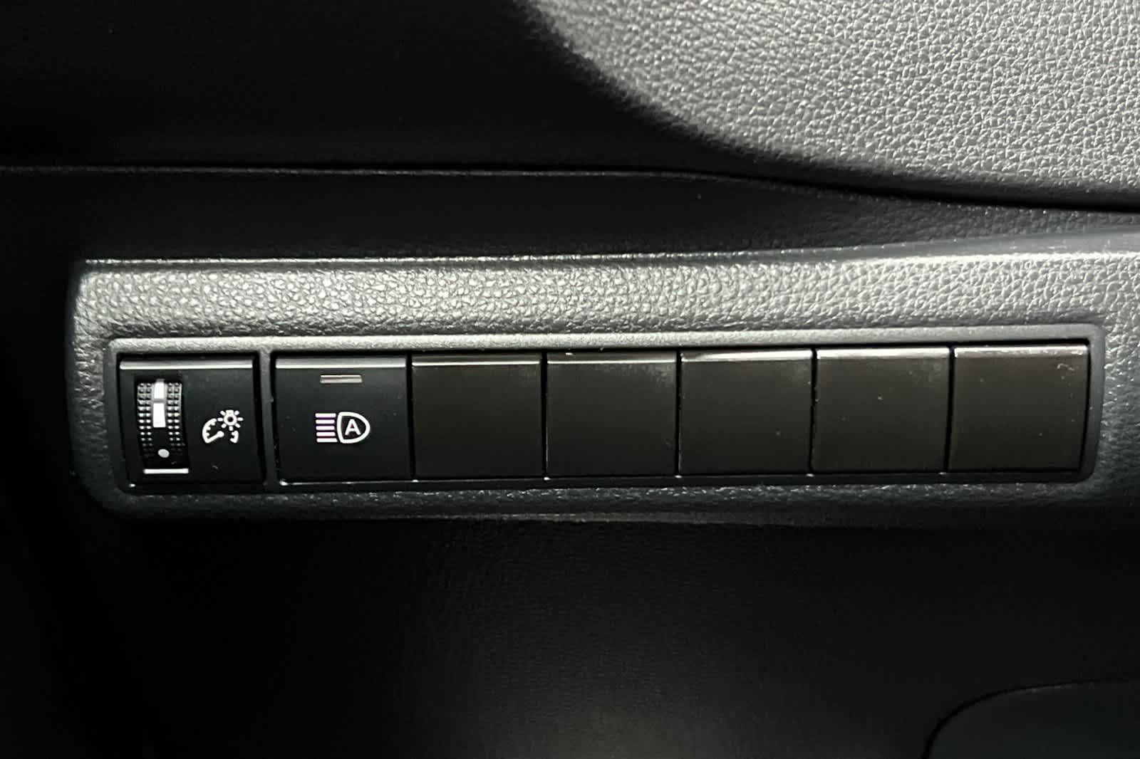 Thumbnail: 2024 Toyota Corolla - 27