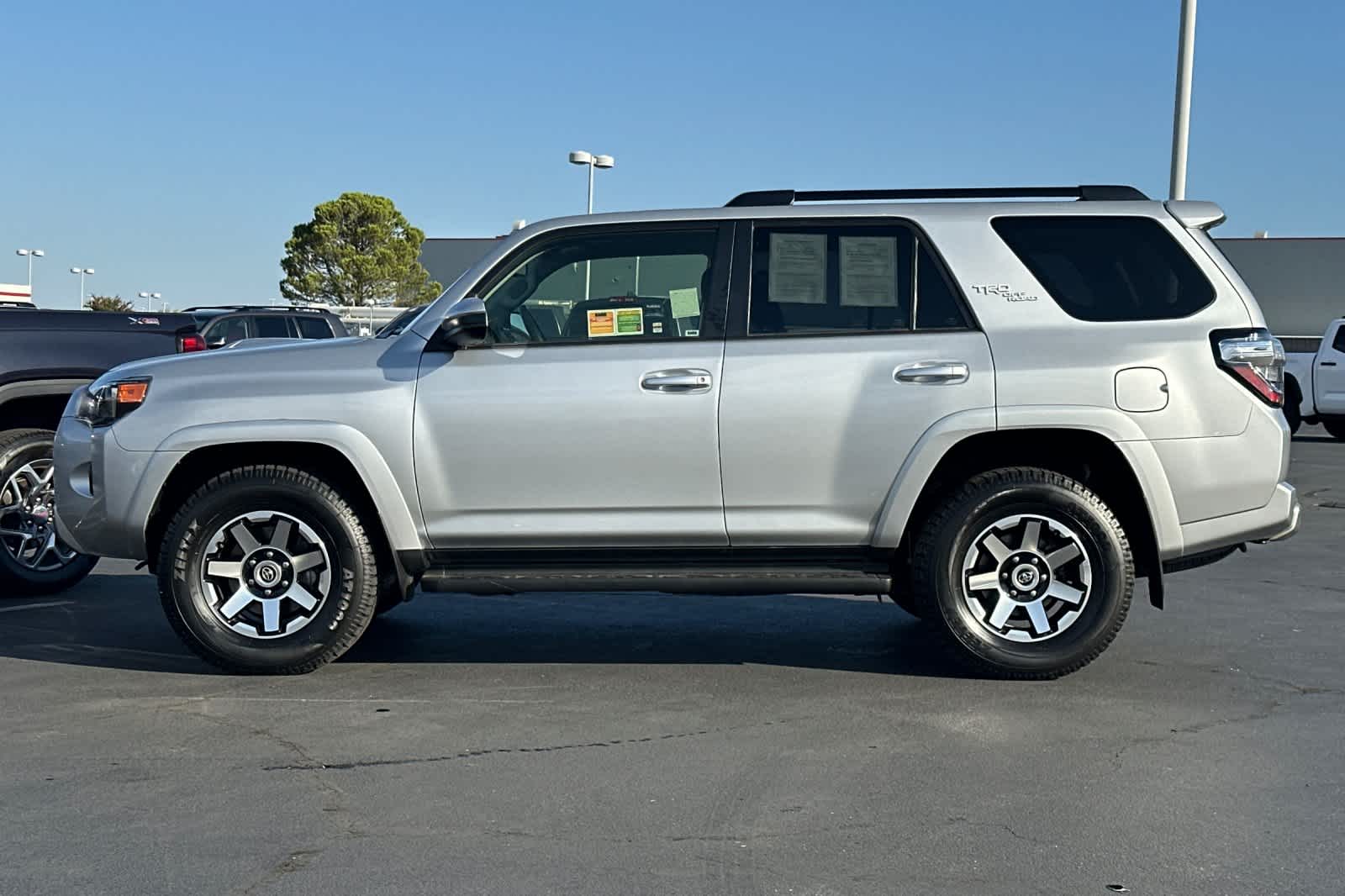 Thumbnail: 2024 Toyota 4Runner - 9