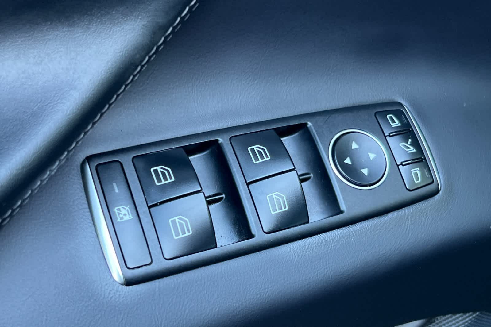 Thumbnail: 2019 Tesla Model X - 13