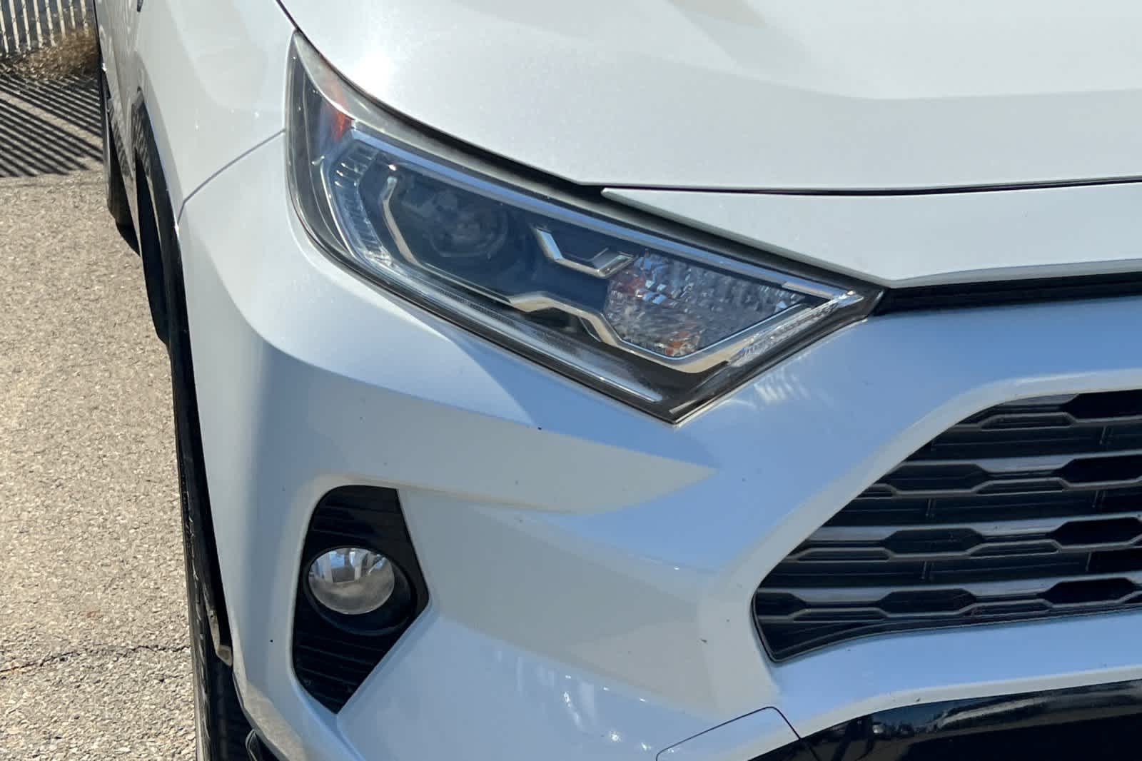 Thumbnail: 2019 Toyota RAV4 - 14