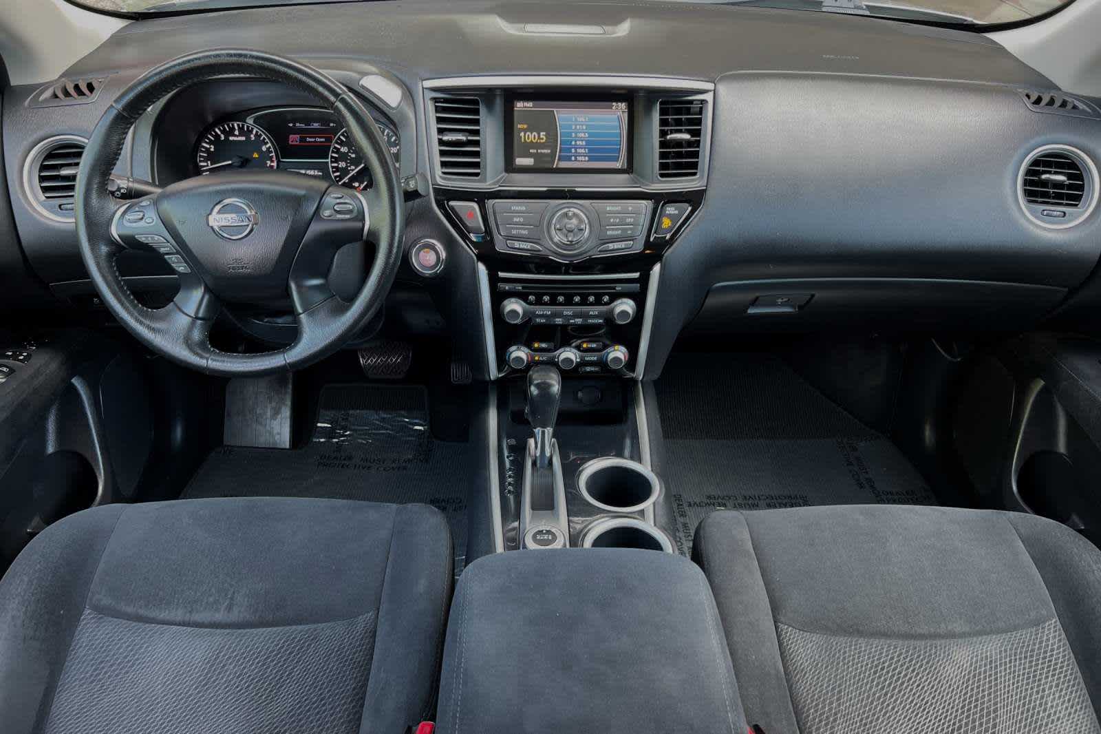 2013 Nissan Pathfinder SV 3