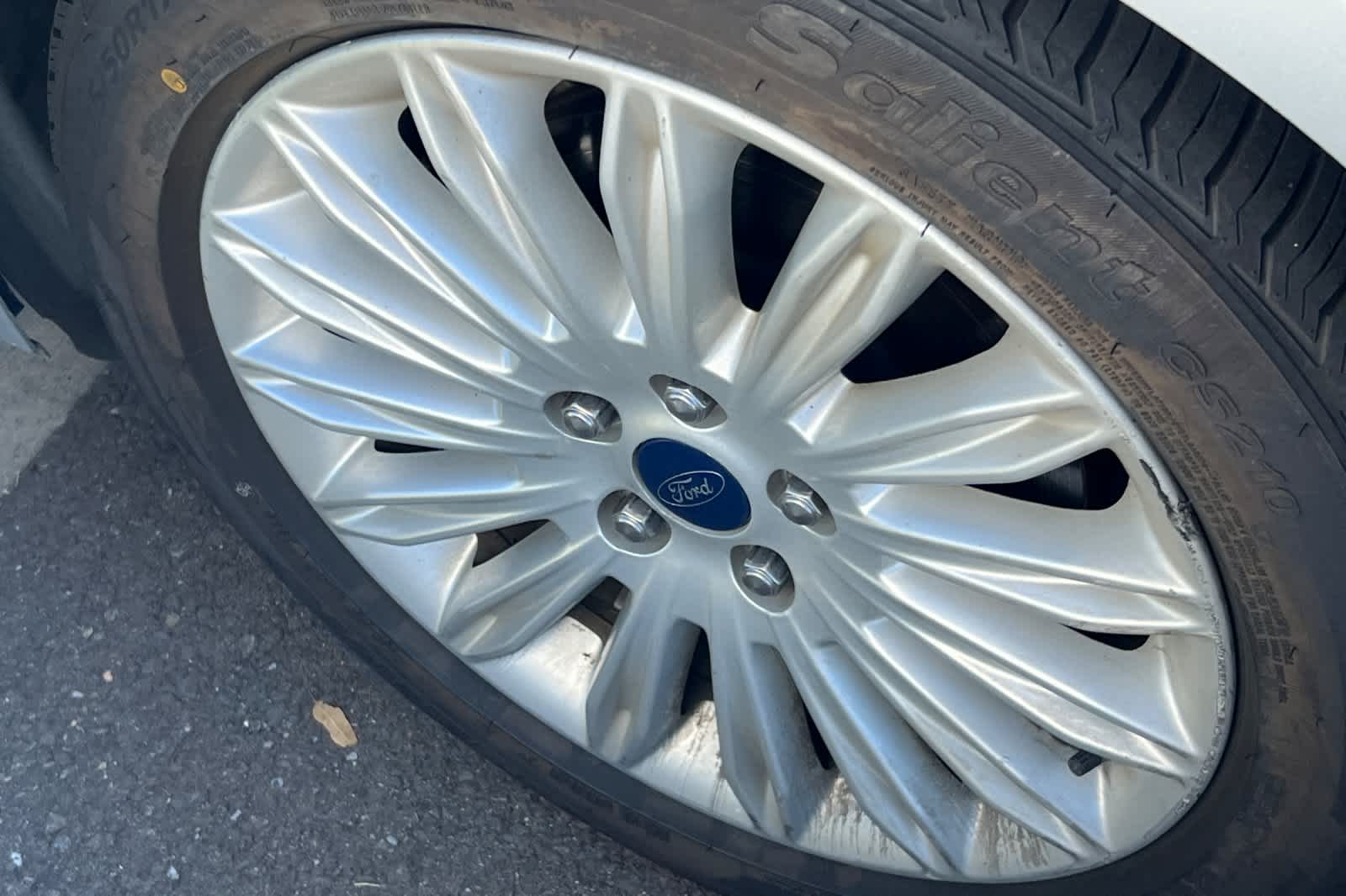 Thumbnail: 2016 Ford Fusion - 10