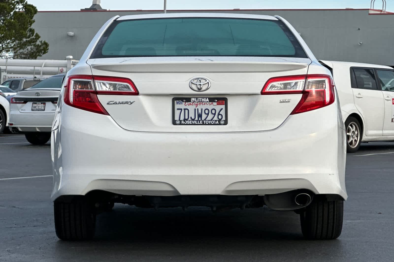 Thumbnail: 2014 Toyota Camry - 8