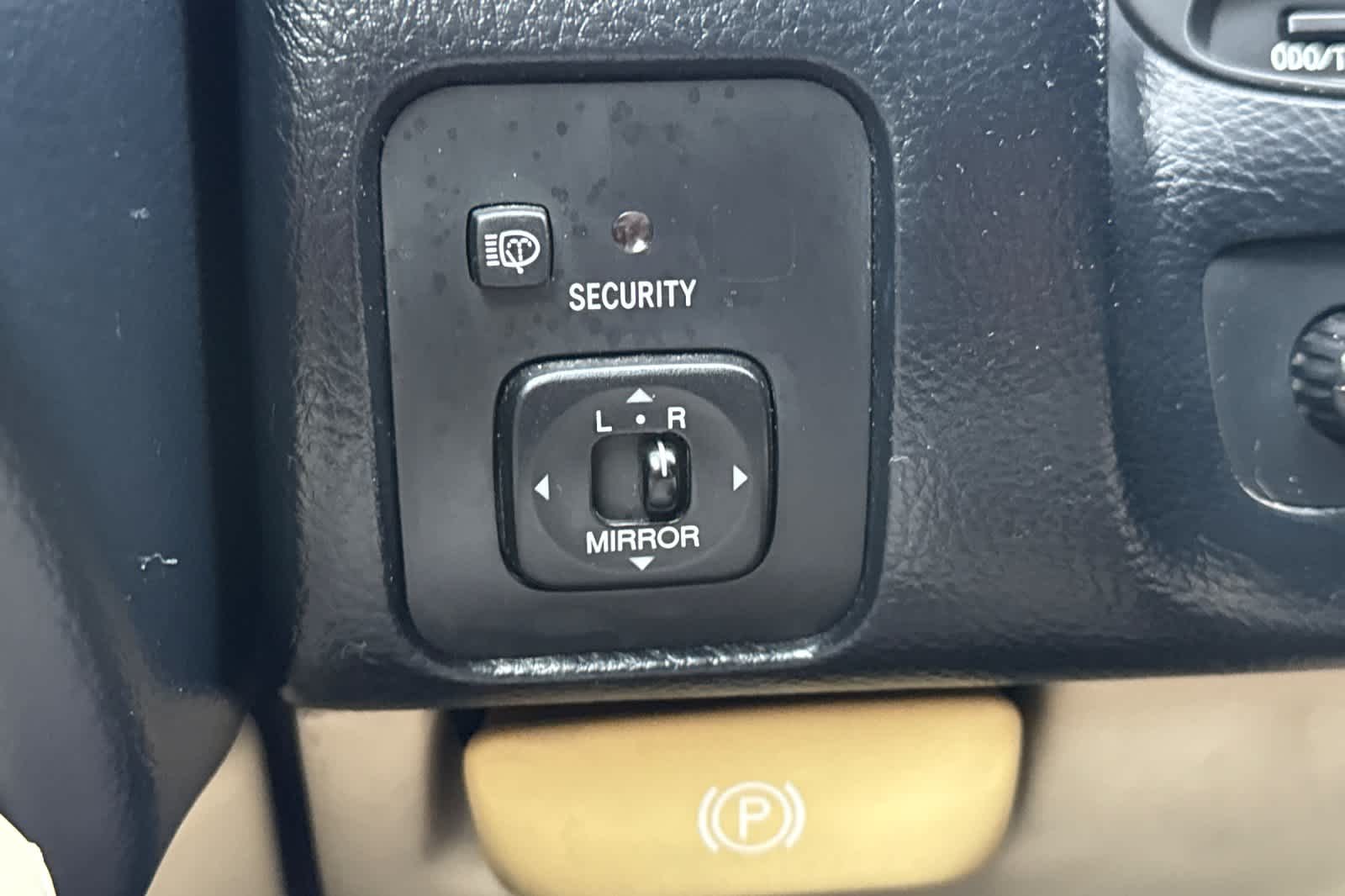 Thumbnail: 2004 Lexus SC - 28