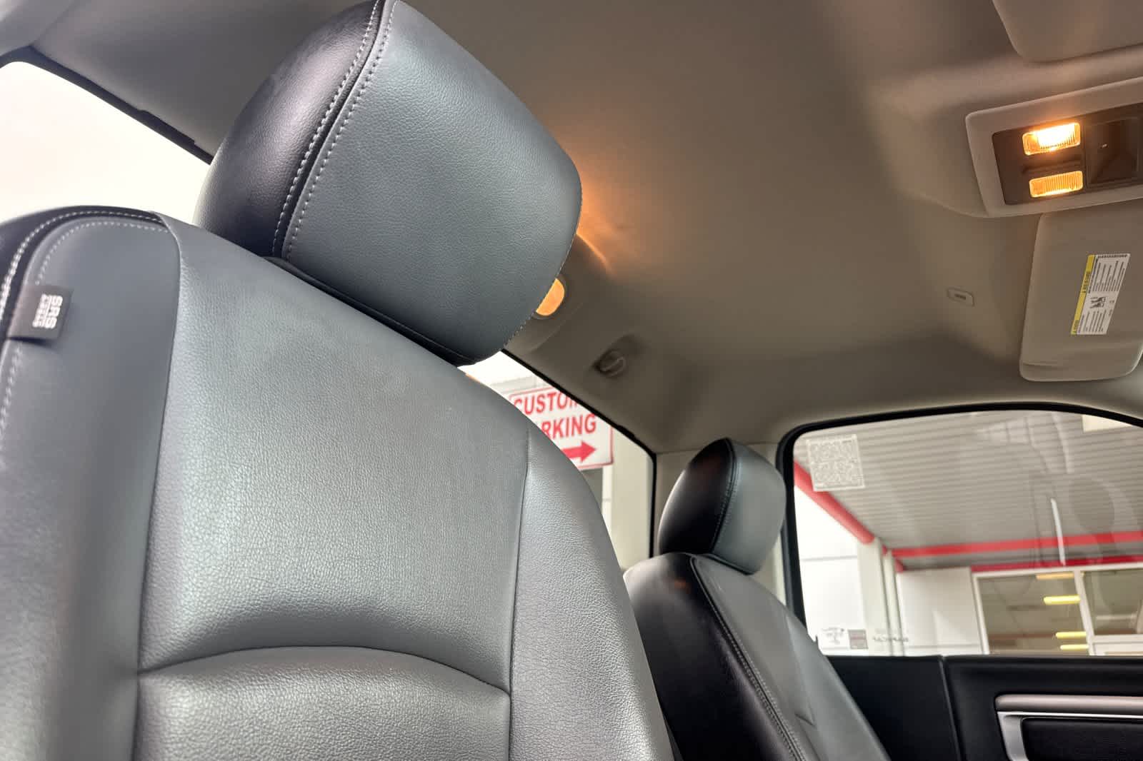 Thumbnail: 2022 RAM 1500 Classic - 15