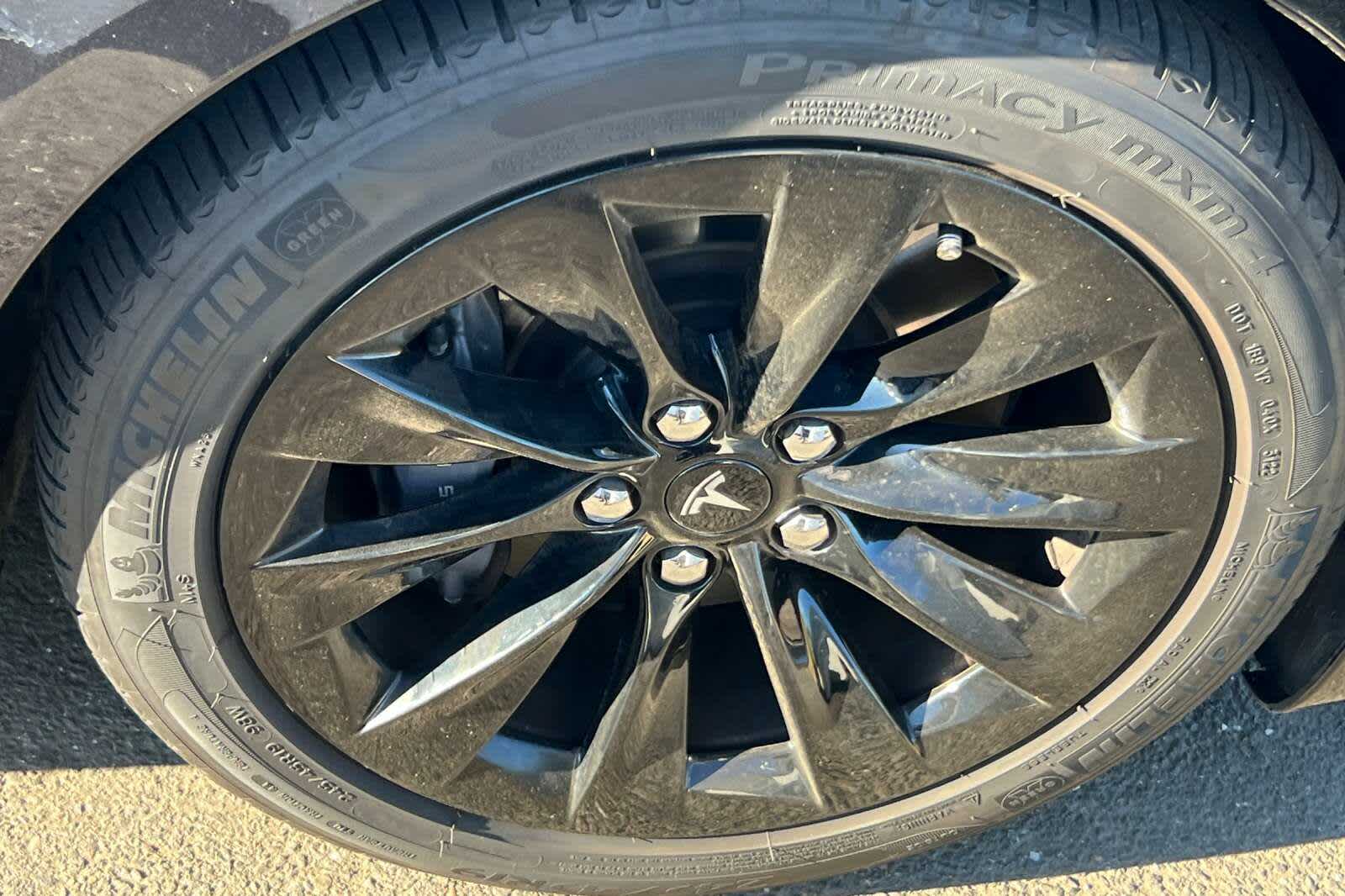 Thumbnail: 2017 Tesla Model S - 12