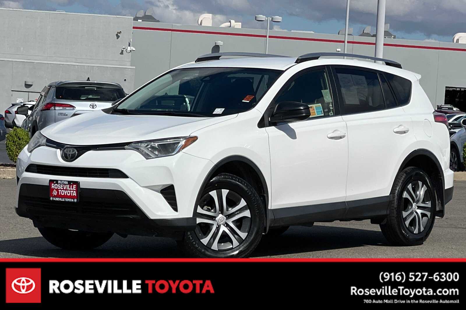 2018 Toyota RAV4 LE -
                  Roseville, CA