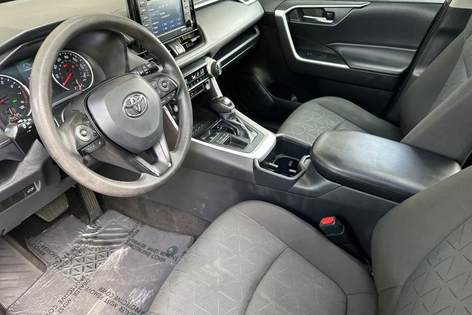 Thumbnail: 2022 Toyota RAV4 - 11