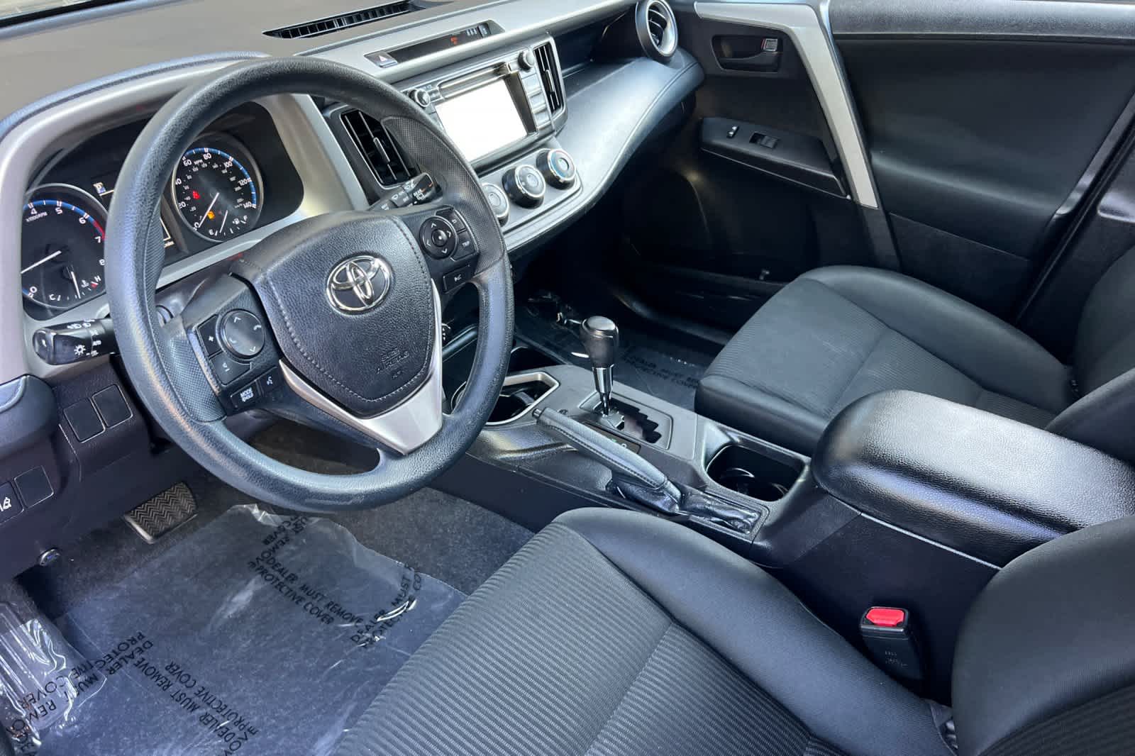 Thumbnail: 2017 Toyota RAV4 - 11