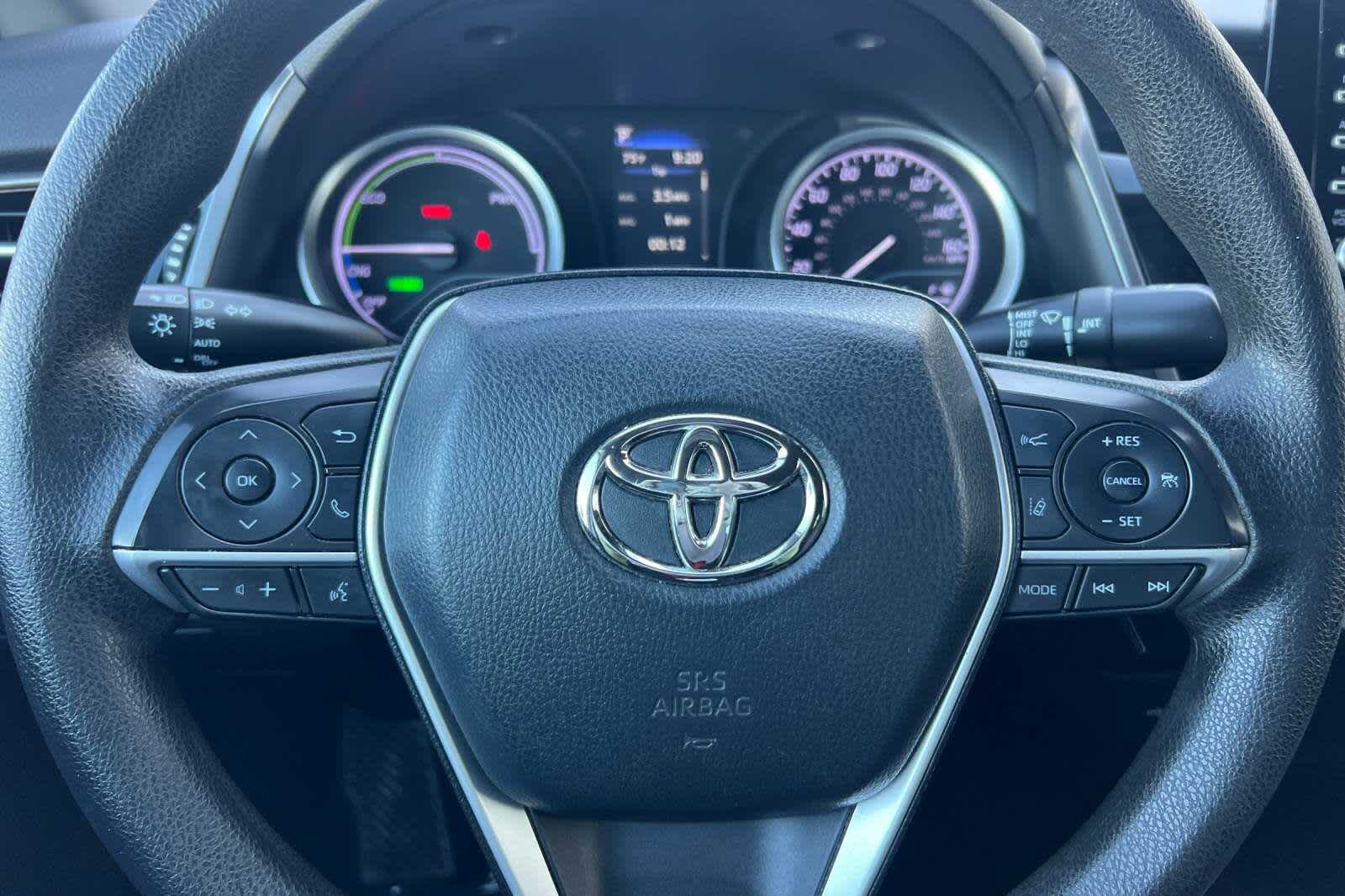 Thumbnail: 2021 Toyota Camry - 23