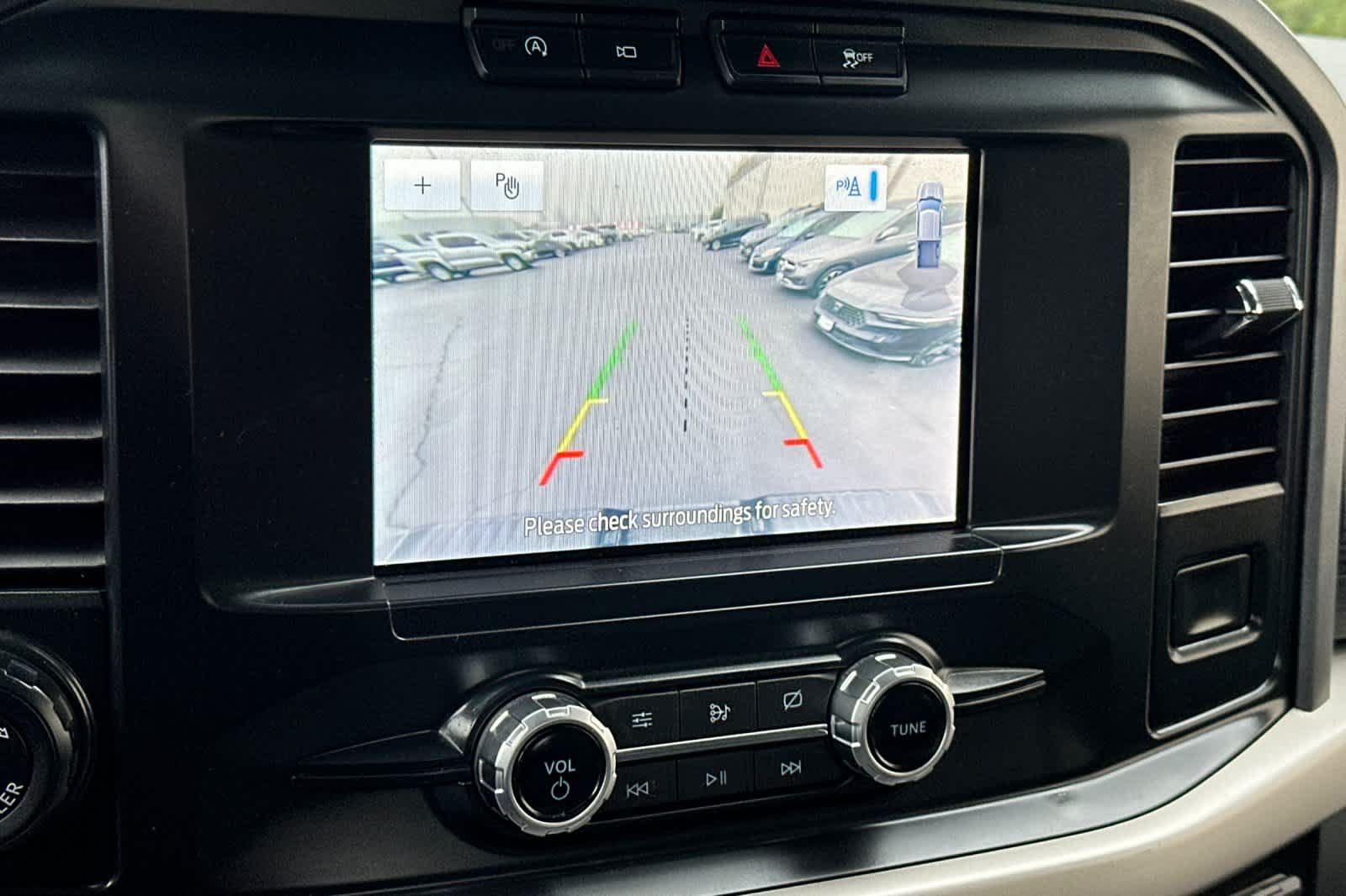 Thumbnail: 2021 Ford F-150 - 21