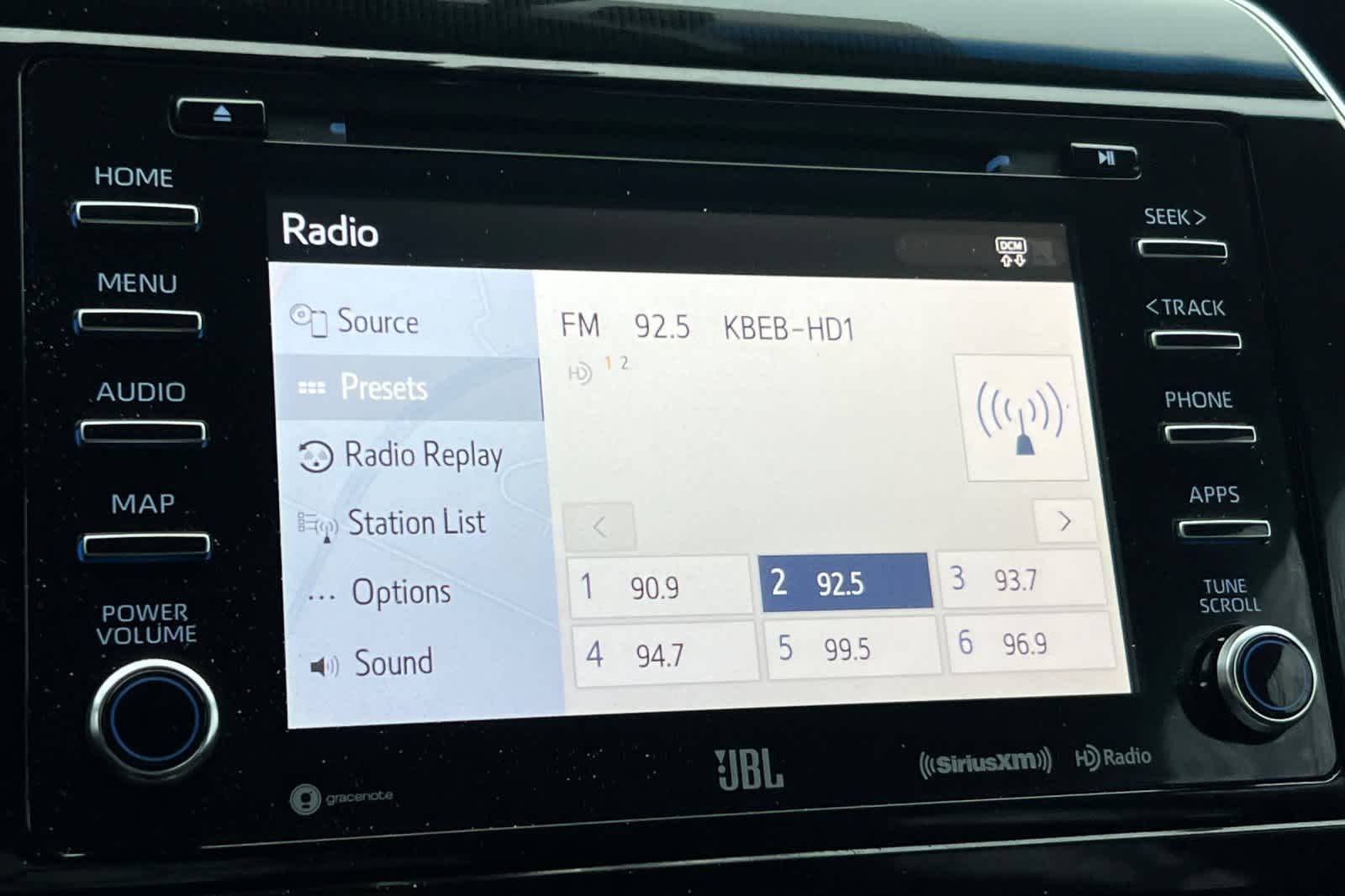 Thumbnail: 2018 Toyota Mirai - 19