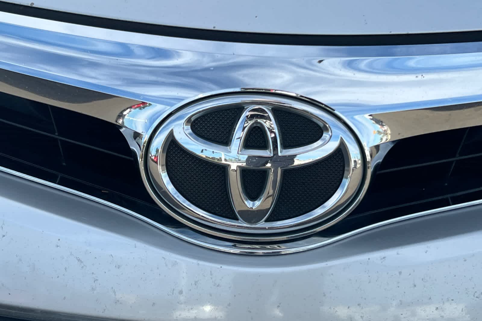 Thumbnail: 2013 Toyota Avalon - 10