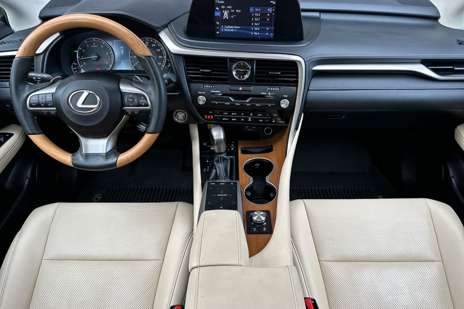 Thumbnail: 2022 Lexus RX - 3