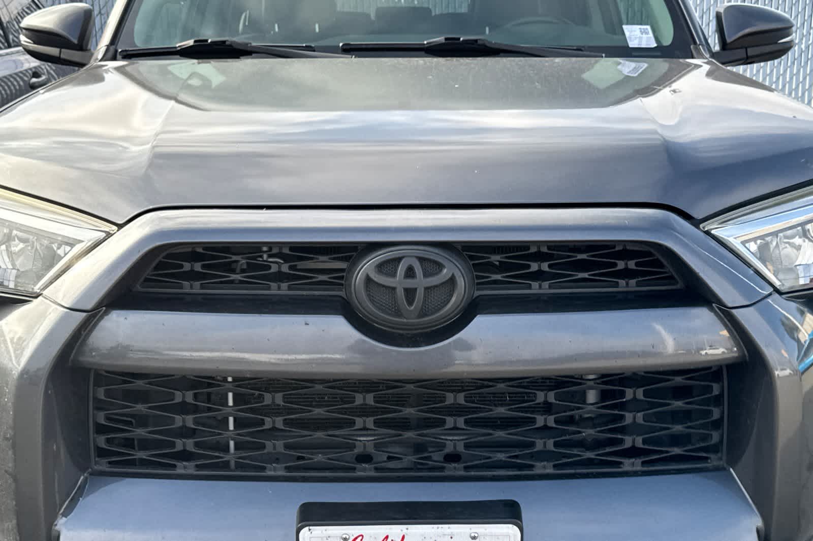 Thumbnail: 2015 Toyota 4Runner - 8