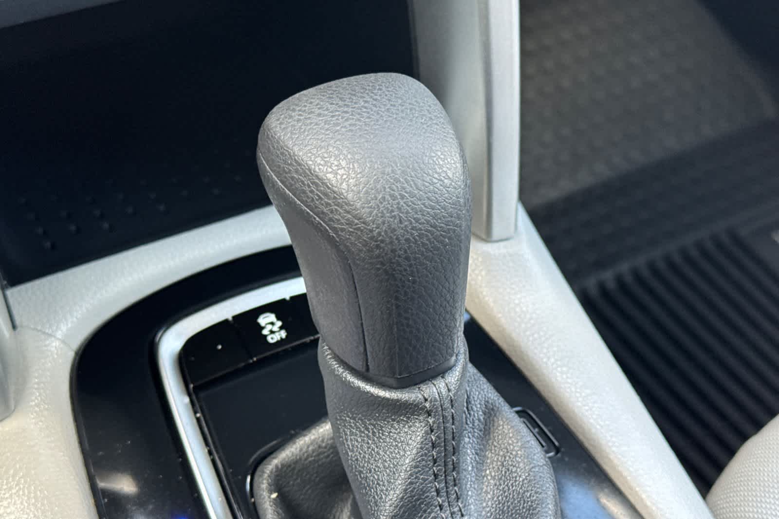 Thumbnail: 2024 Toyota Corolla Cross - 23