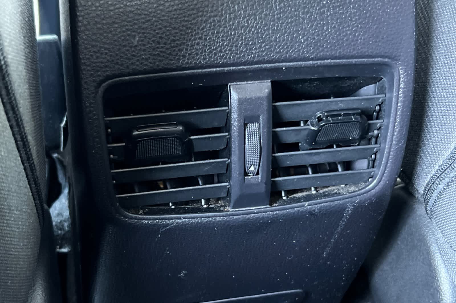 Thumbnail: 2022 Toyota Corolla Cross - 14