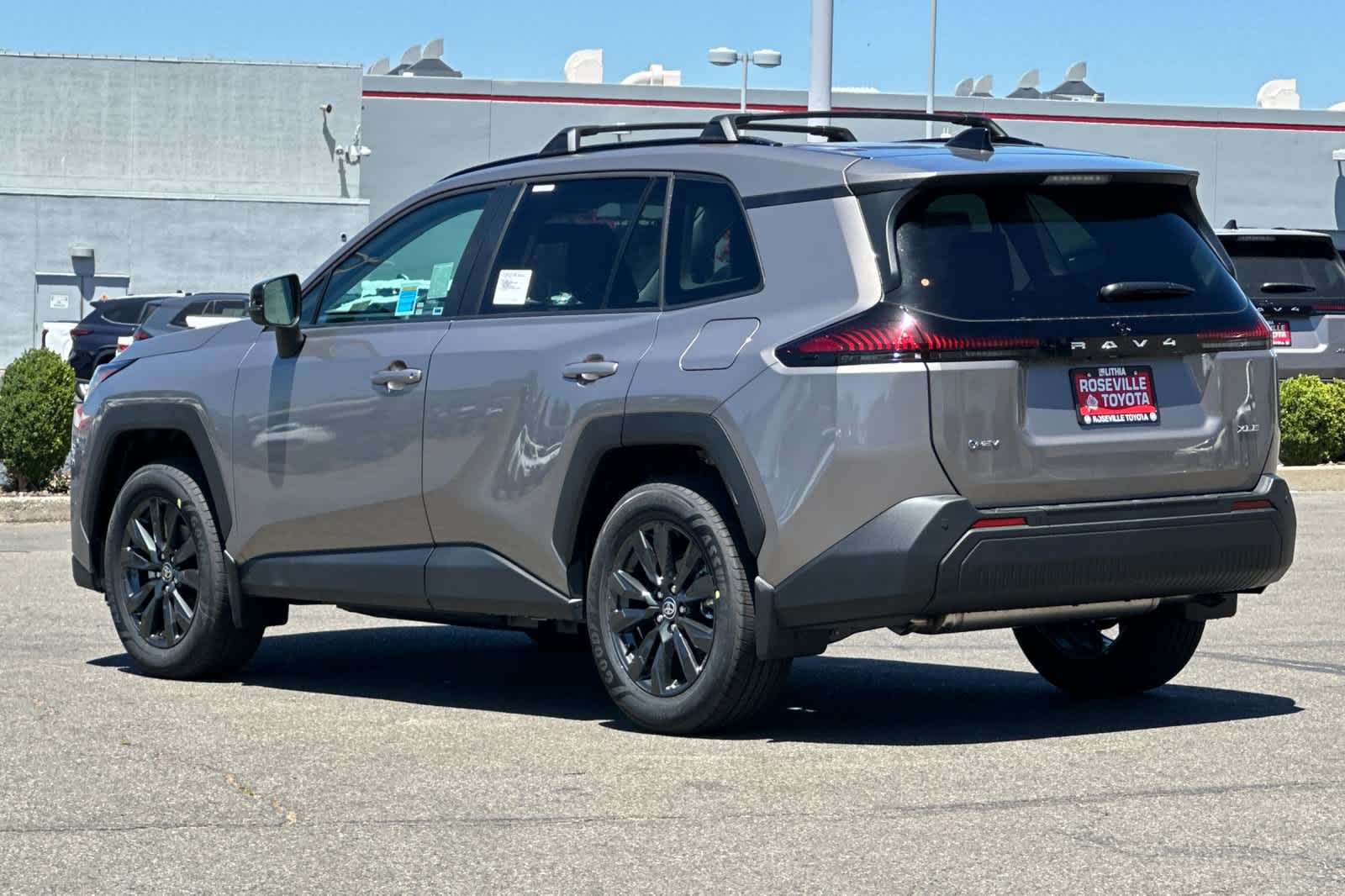 Thumbnail: 2026 Toyota RAV4 - 6