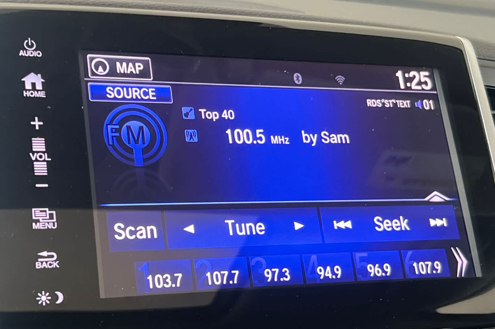 Thumbnail: 2018 Honda Pilot - 22