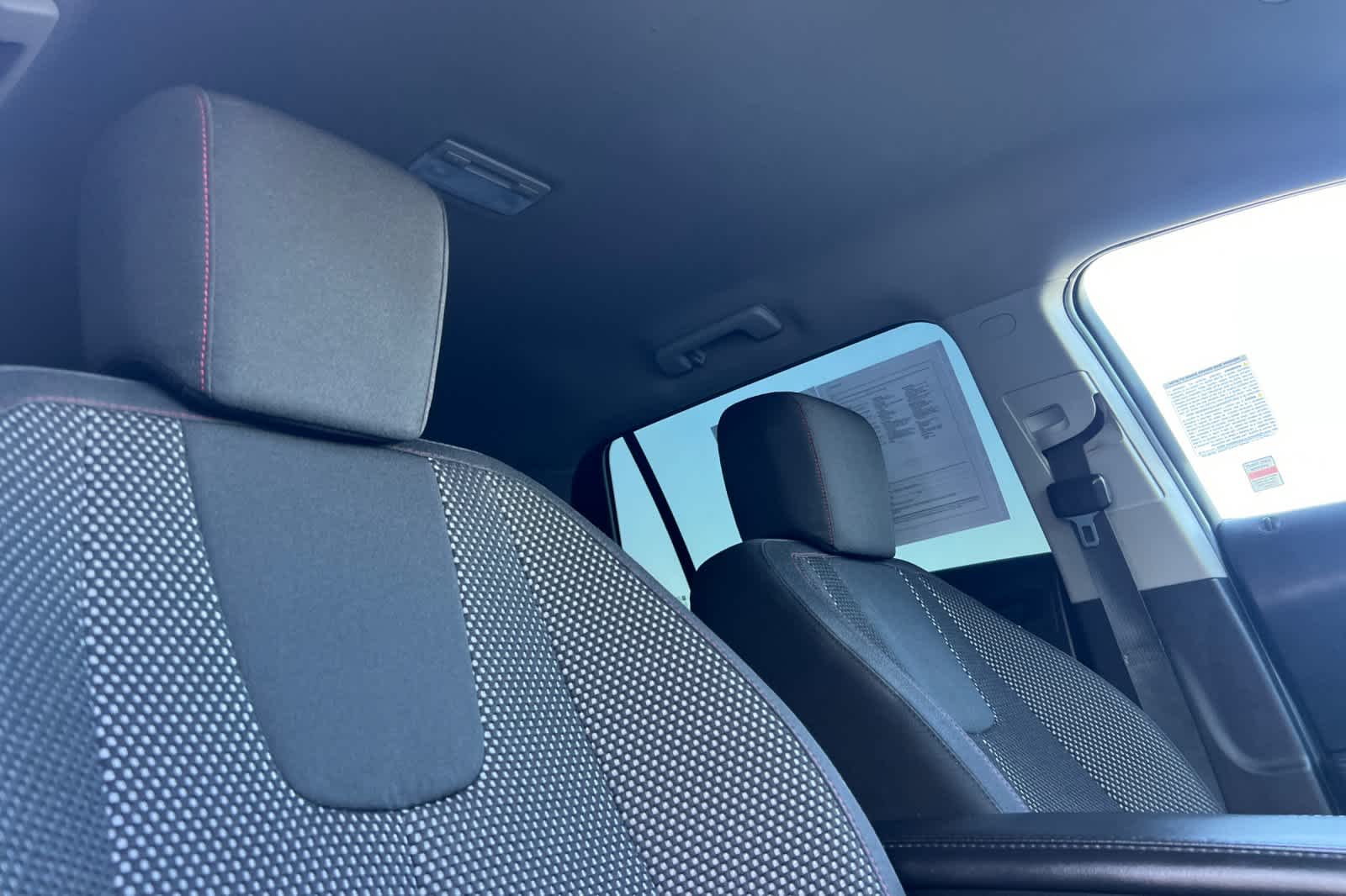 Thumbnail: 2016 GMC Terrain - 17