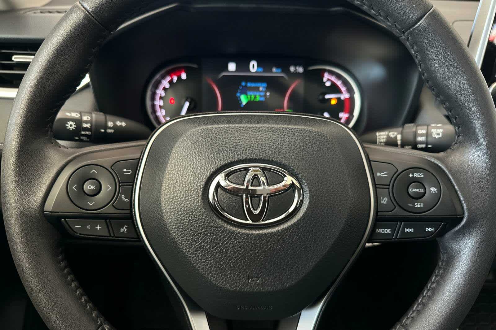 Thumbnail: 2024 Toyota RAV4 - 25