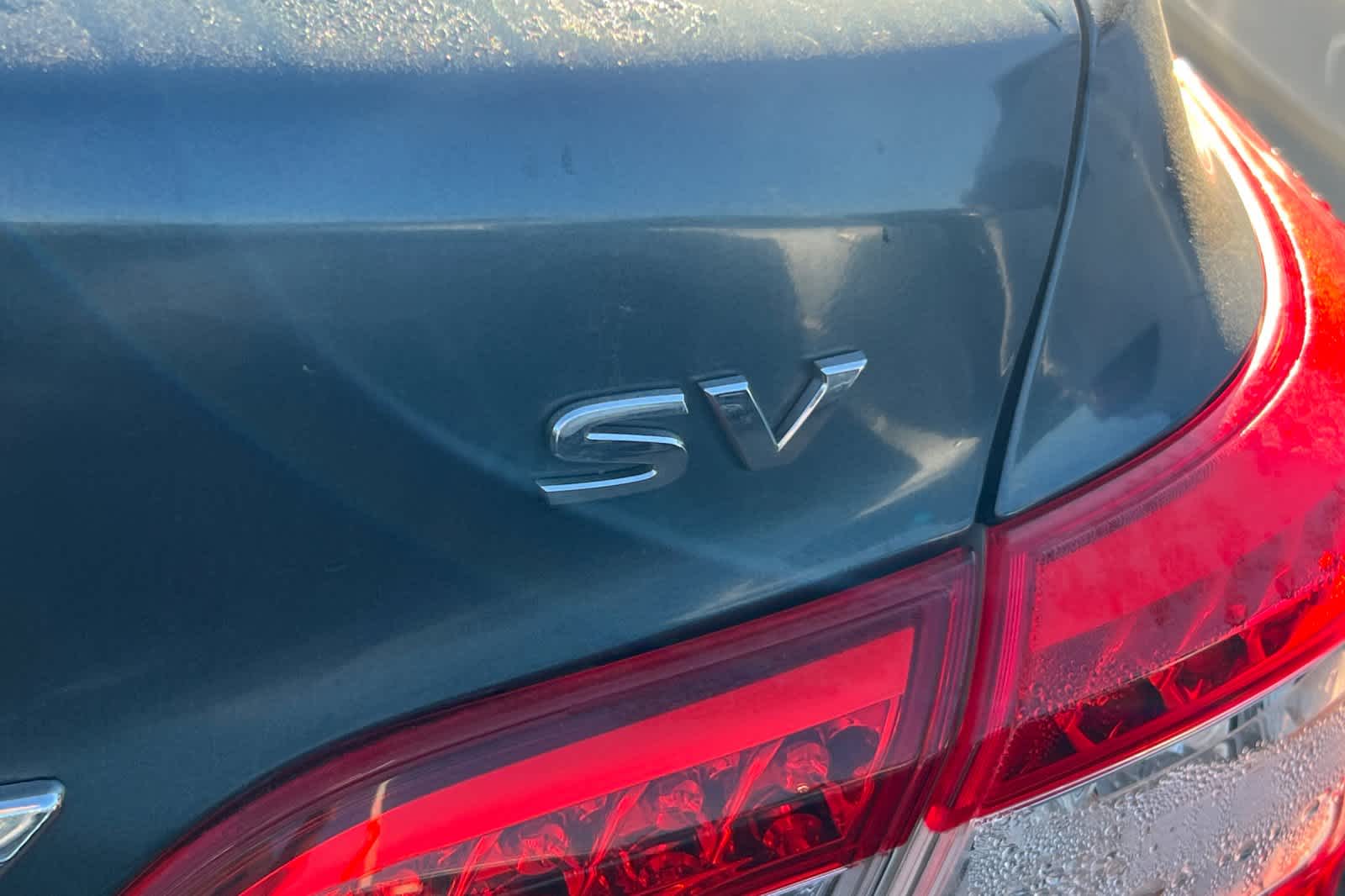 Thumbnail: 2015 Nissan Sentra - 21