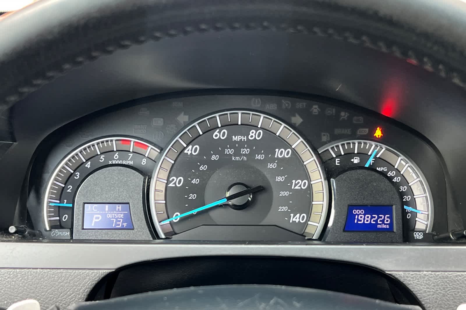 Thumbnail: 2013 Toyota Camry - 27