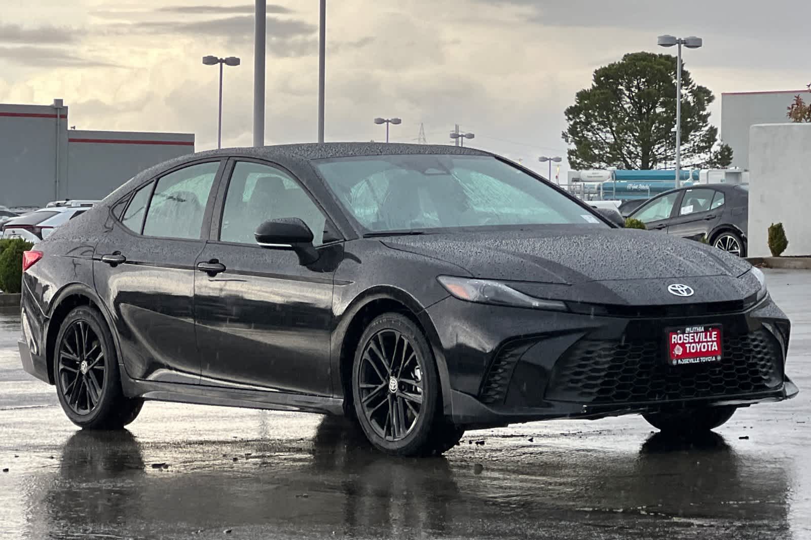 Thumbnail: 2025 Toyota Camry - 5