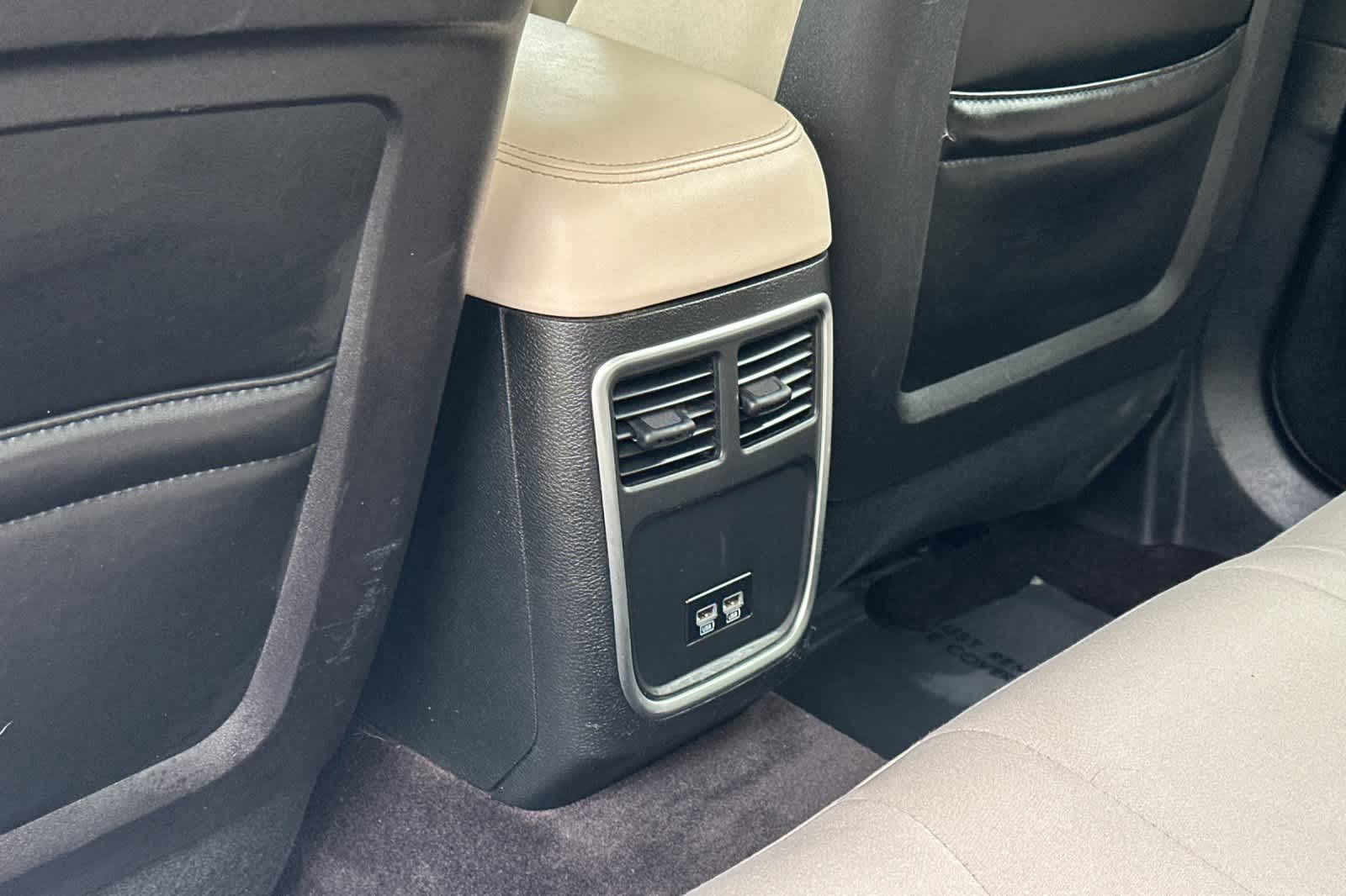 Thumbnail: 2018 Chrysler 300 - 14