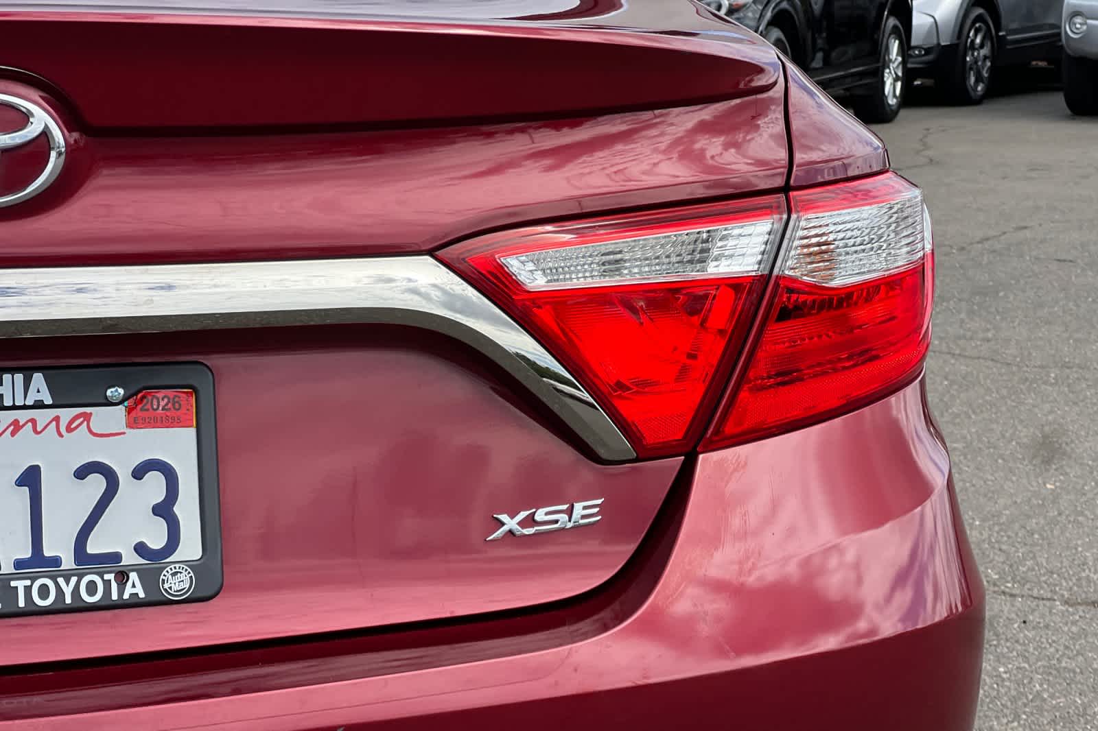 Thumbnail: 2017 Toyota Camry - 28